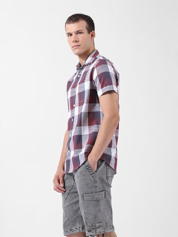 Men's Maroon Slim Fit Checked Casual Shirt