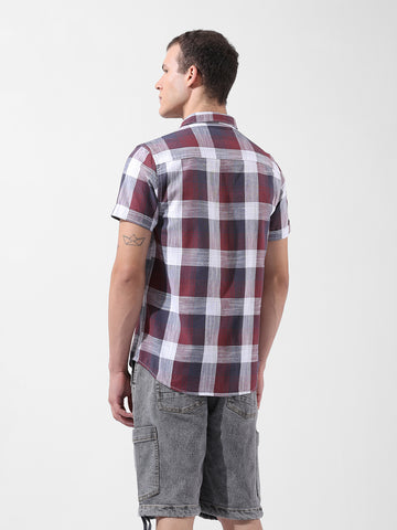 Men's Maroon Slim Fit Checked Casual Shirt