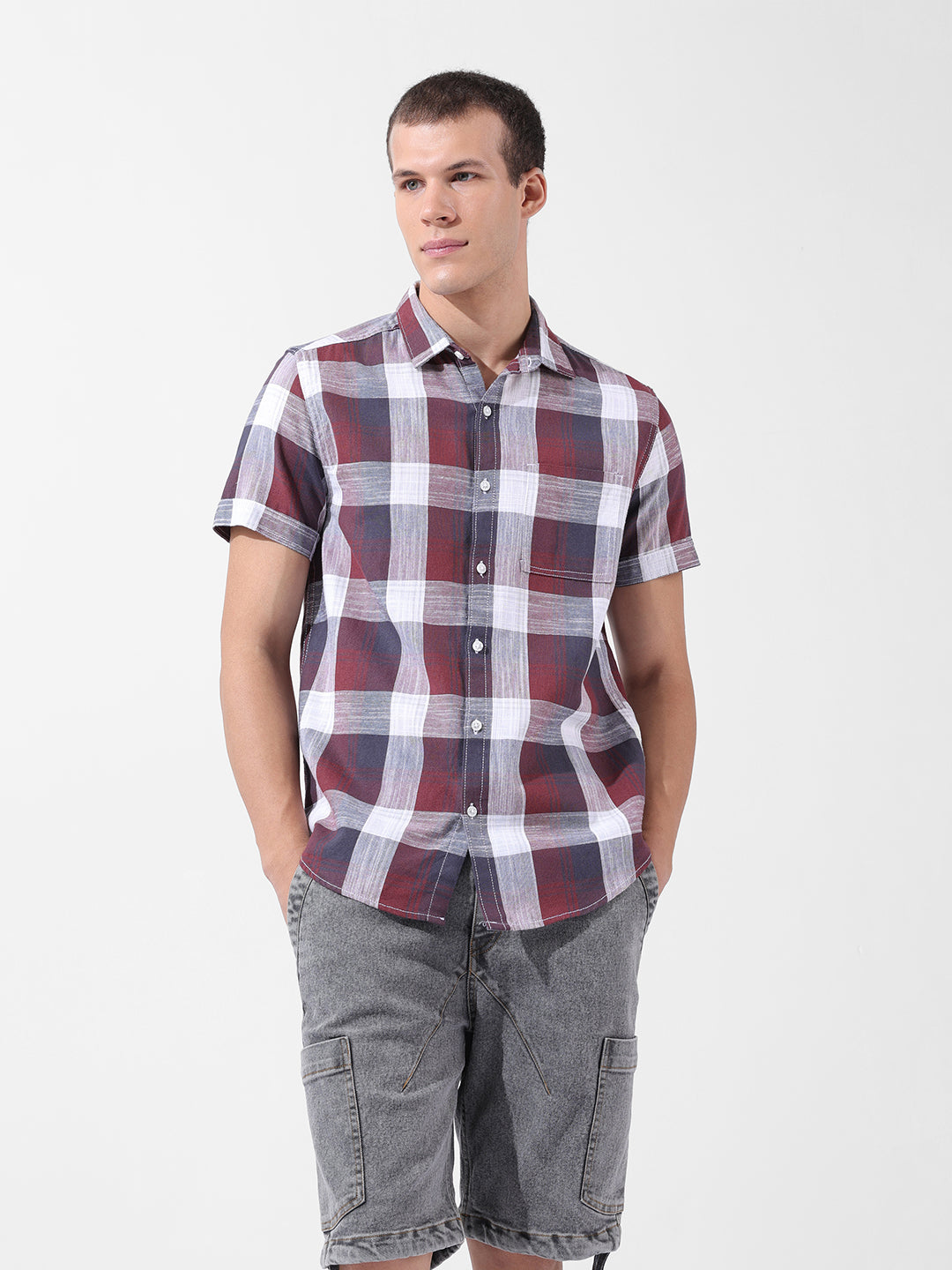 Men's Maroon Slim Fit Checked Casual Shirt