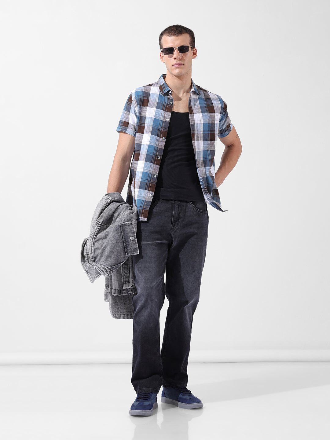 Men's Blue Slim Fit Checked Casual Shirt