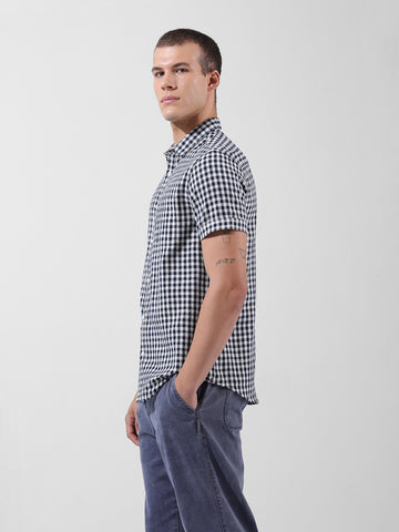 Men's Navy Blue Slim Fit Checked Casual Shirt