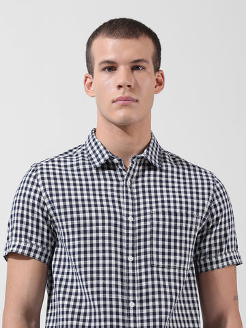 Men's Navy Blue Slim Fit Checked Casual Shirt