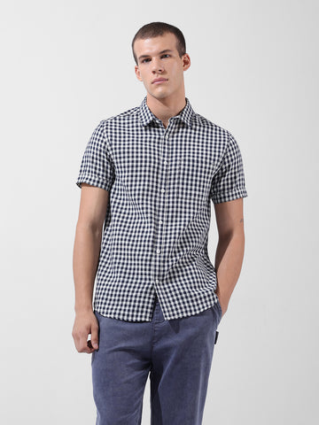 Men's Navy Blue Slim Fit Checked Casual Shirt