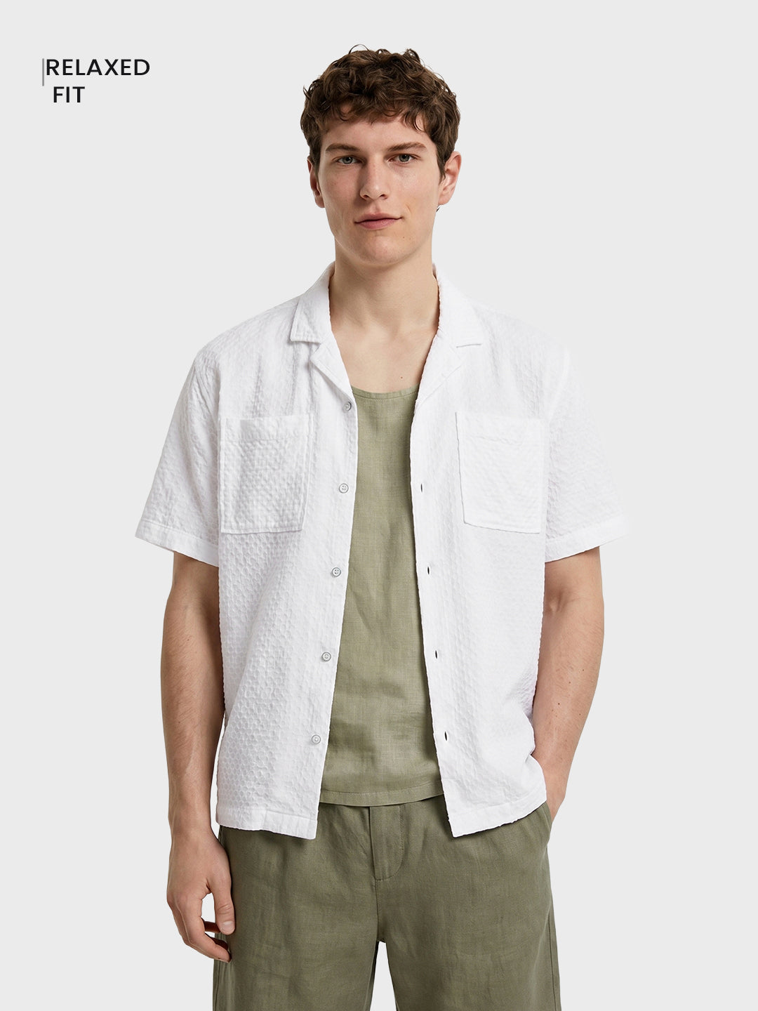 Men's White Relaxed Fit Geometric Resort Shirt
