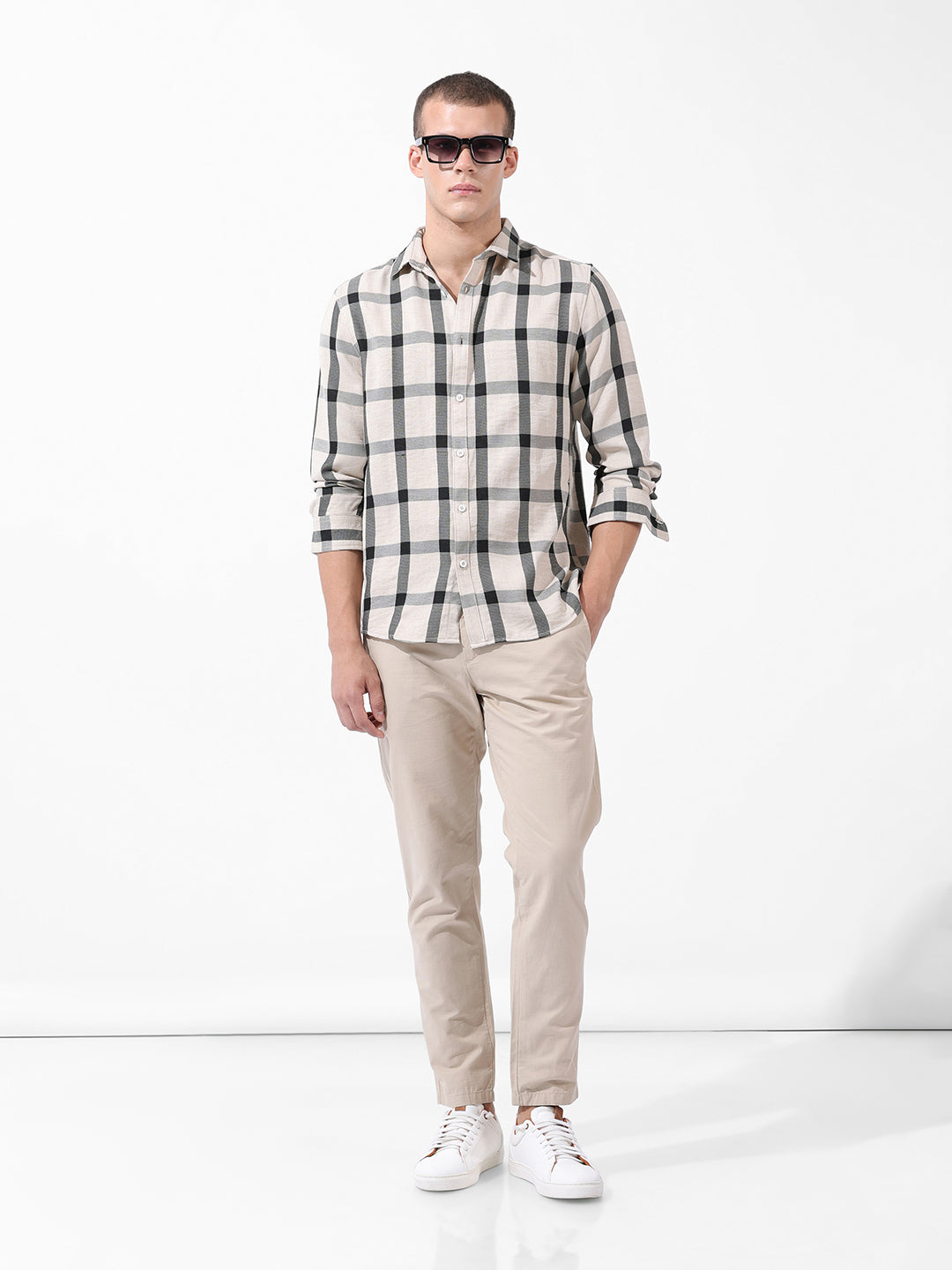 Men's Grey Regular Fit Checked Casual Shirt