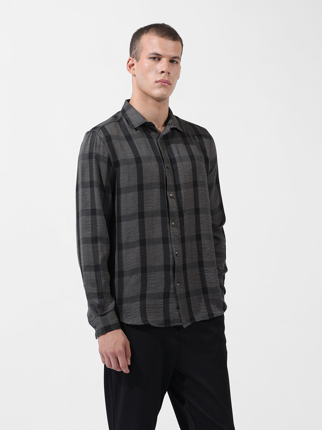 Men's Grey Regular Fit Checked Casual Shirt