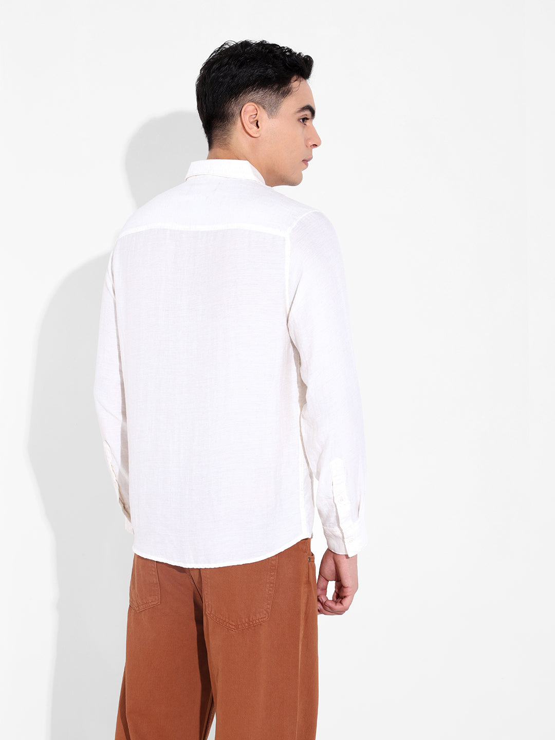 Men's White Regular Fit Casual Solid Shirt