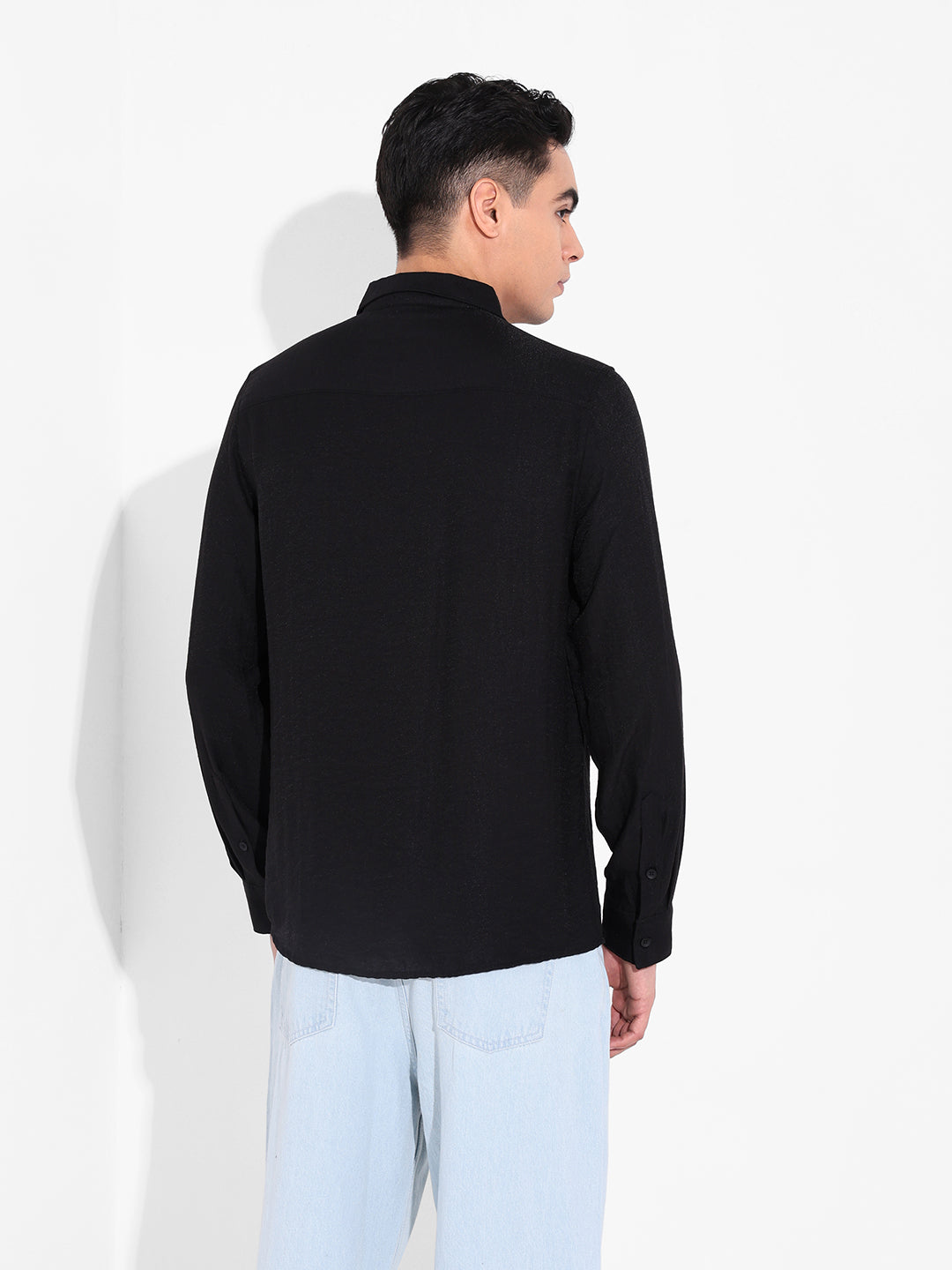 Men's Black Regular Fit Casual Solid Shirt
