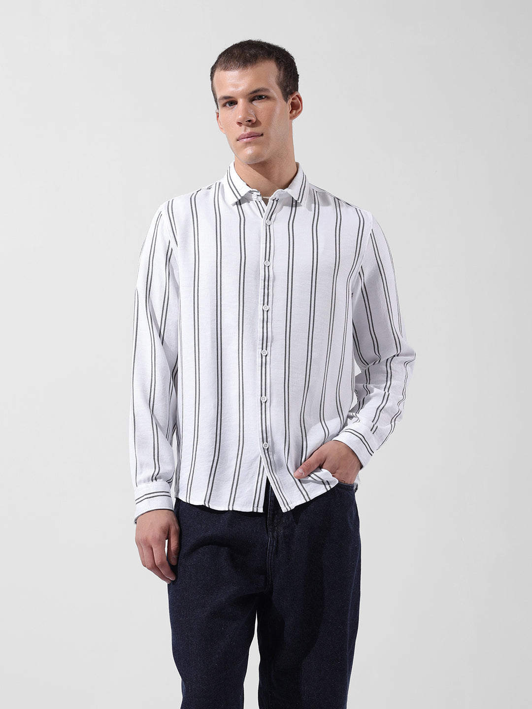 Men's White Regular Fit Striped Casual Shirt