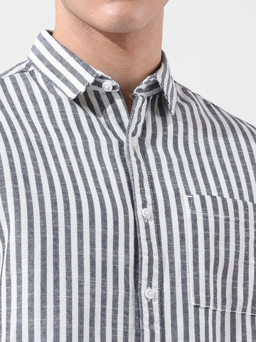 Men's Navy Blue Slim Fit Striped Casual Shirt