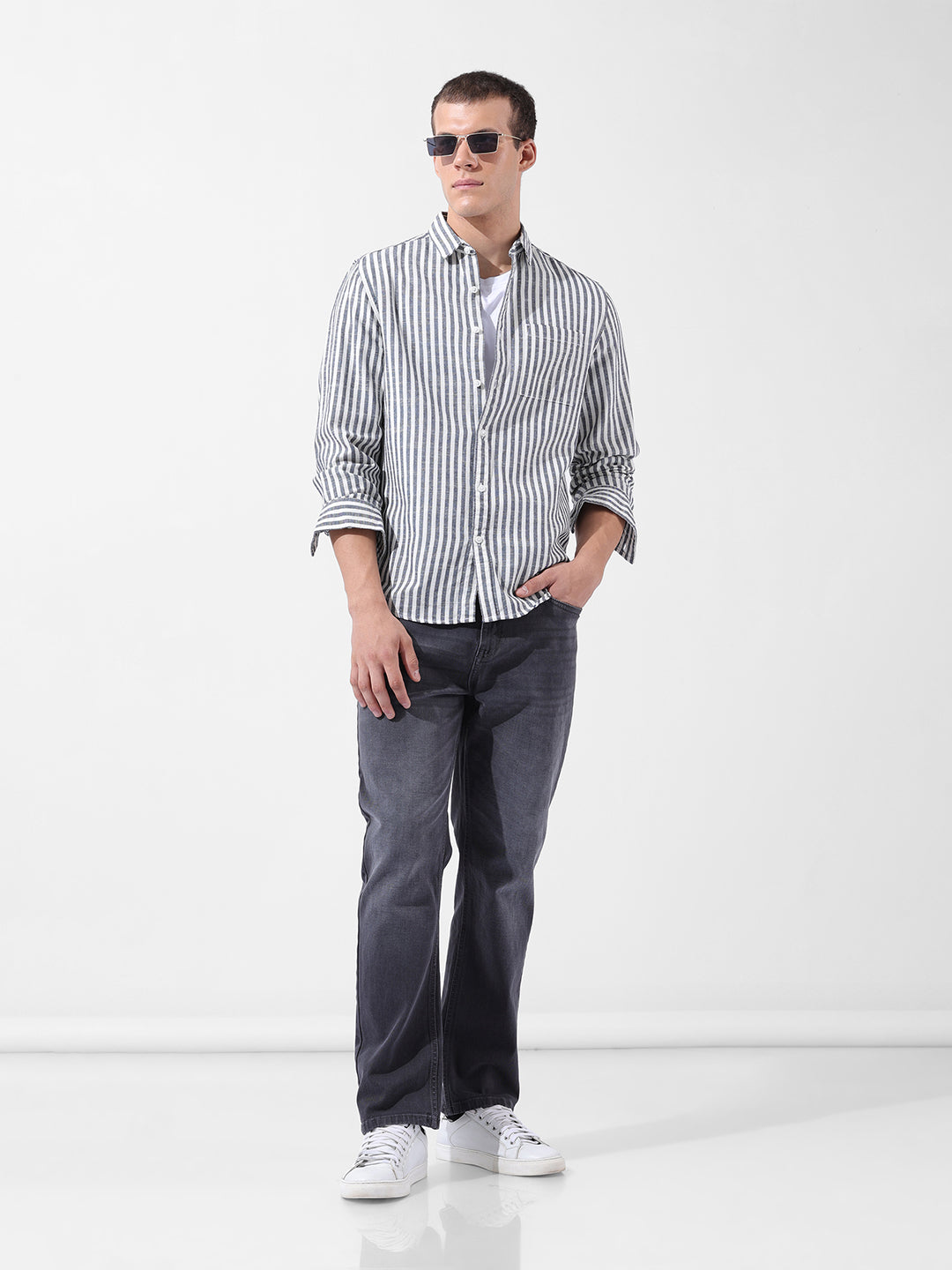 Men's Navy Blue Slim Fit Striped Casual Shirt