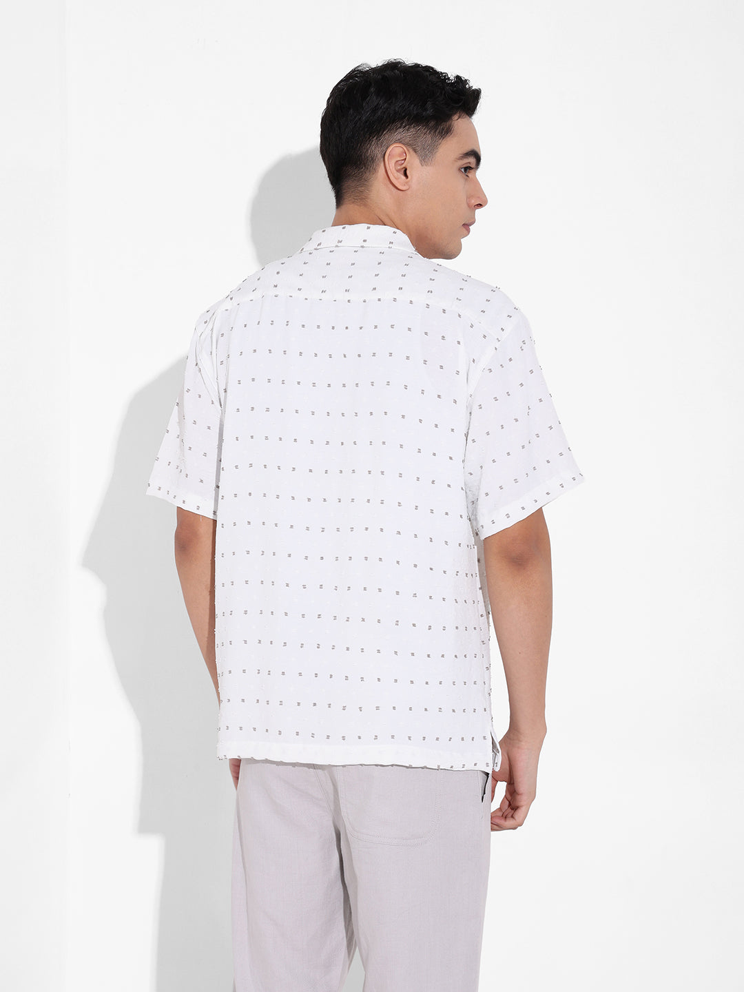 Men's White Relaxed Fit Resort Wear Textured Shirt