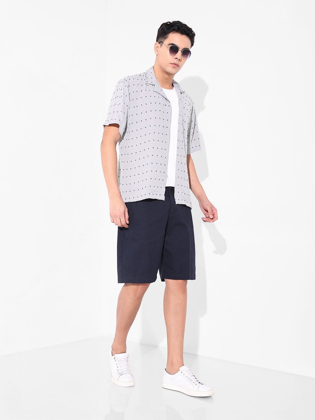 Men's Grey Relaxed Fit Resort Wear Textured Shirt