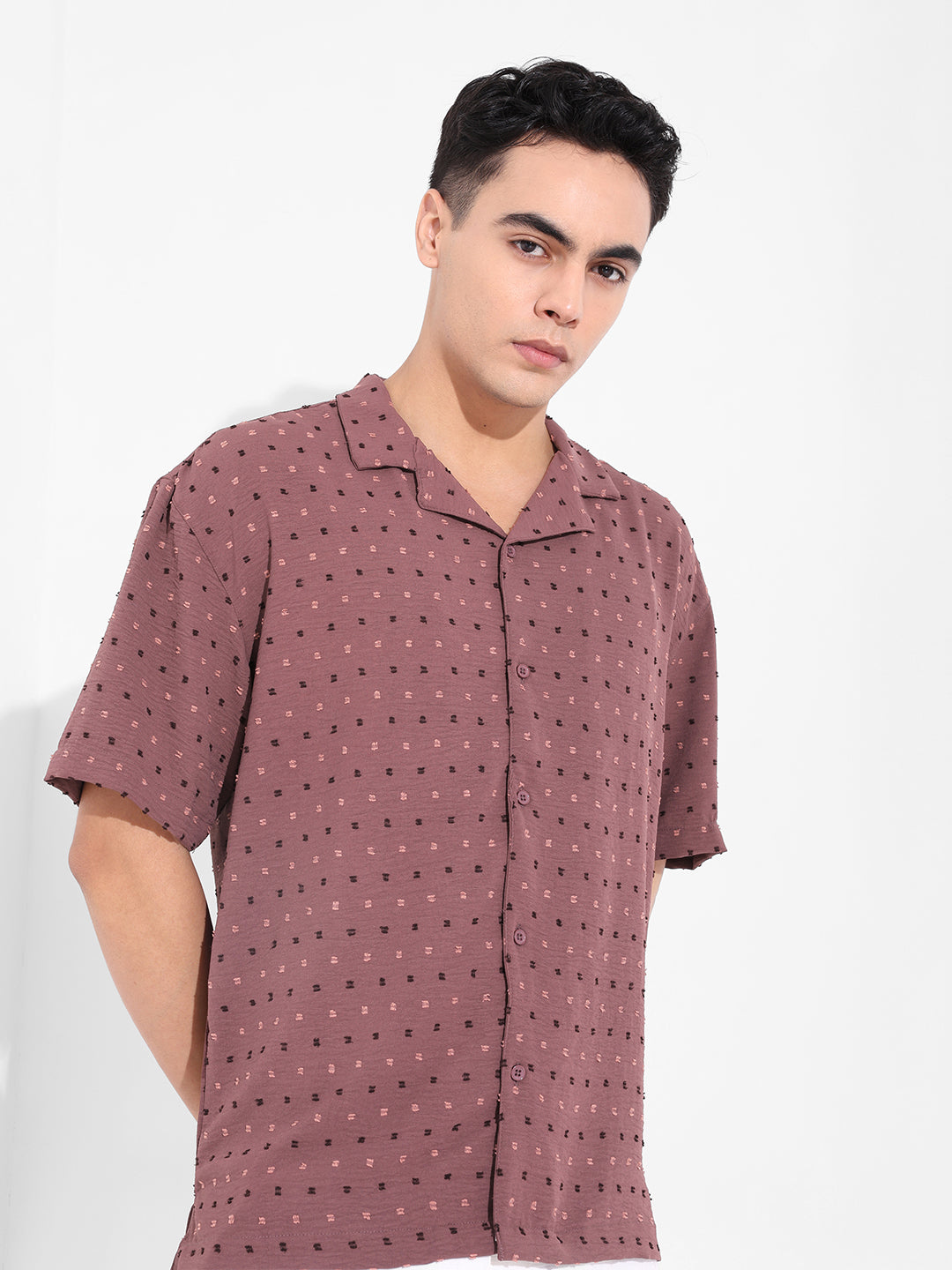 Men's Red Relaxed Fit Resort Wear Textured Shirt