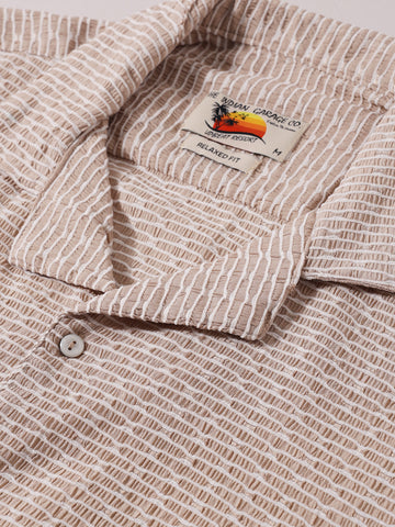 Men's Beige Relaxed Fit Textured Resort Wear Shirt