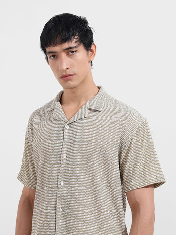 Men's Green Relaxed Fit Resort Wear Textured Shirt