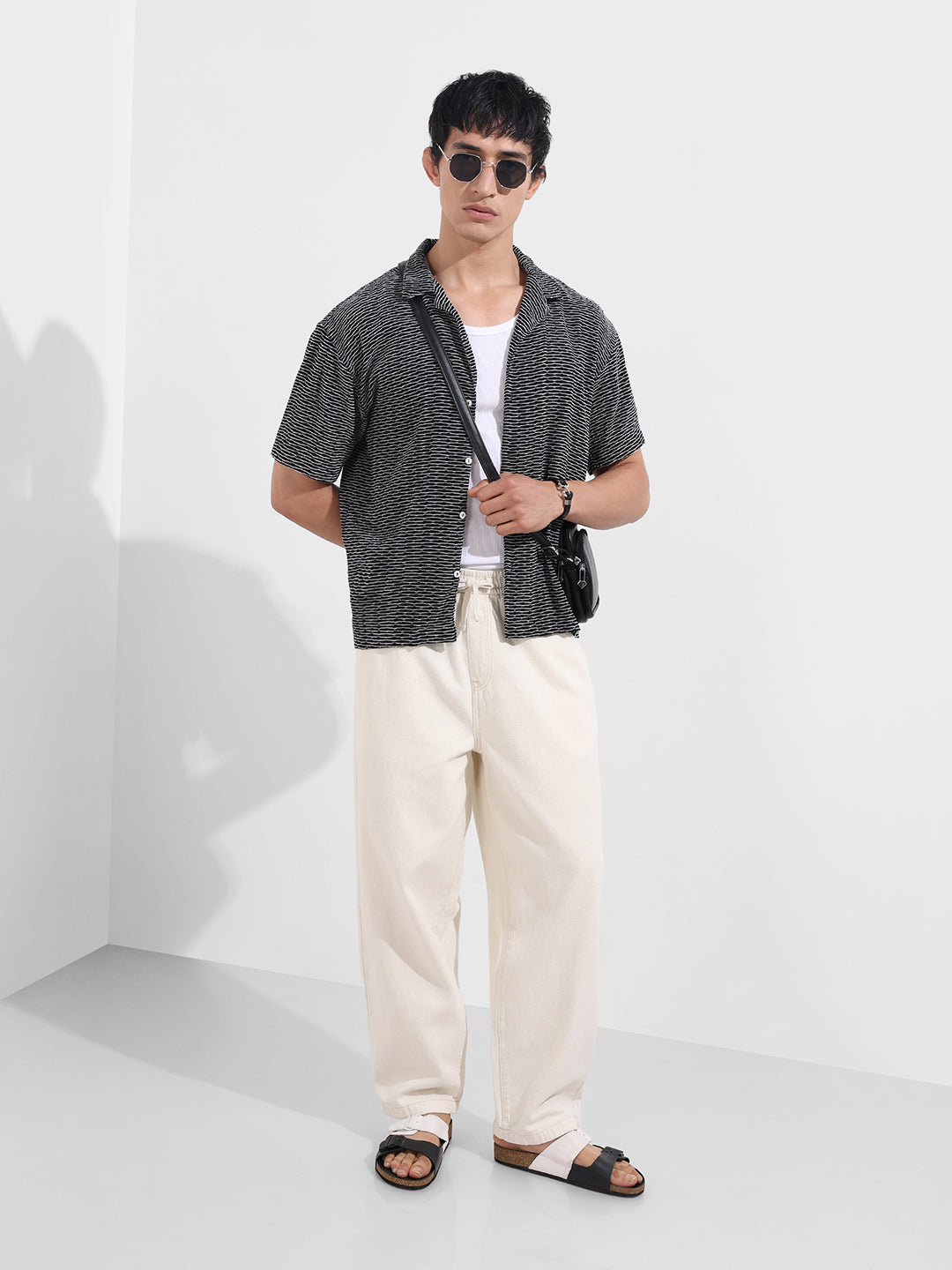 Men's Black Relaxed Fit Resort Wear Textured Shirt