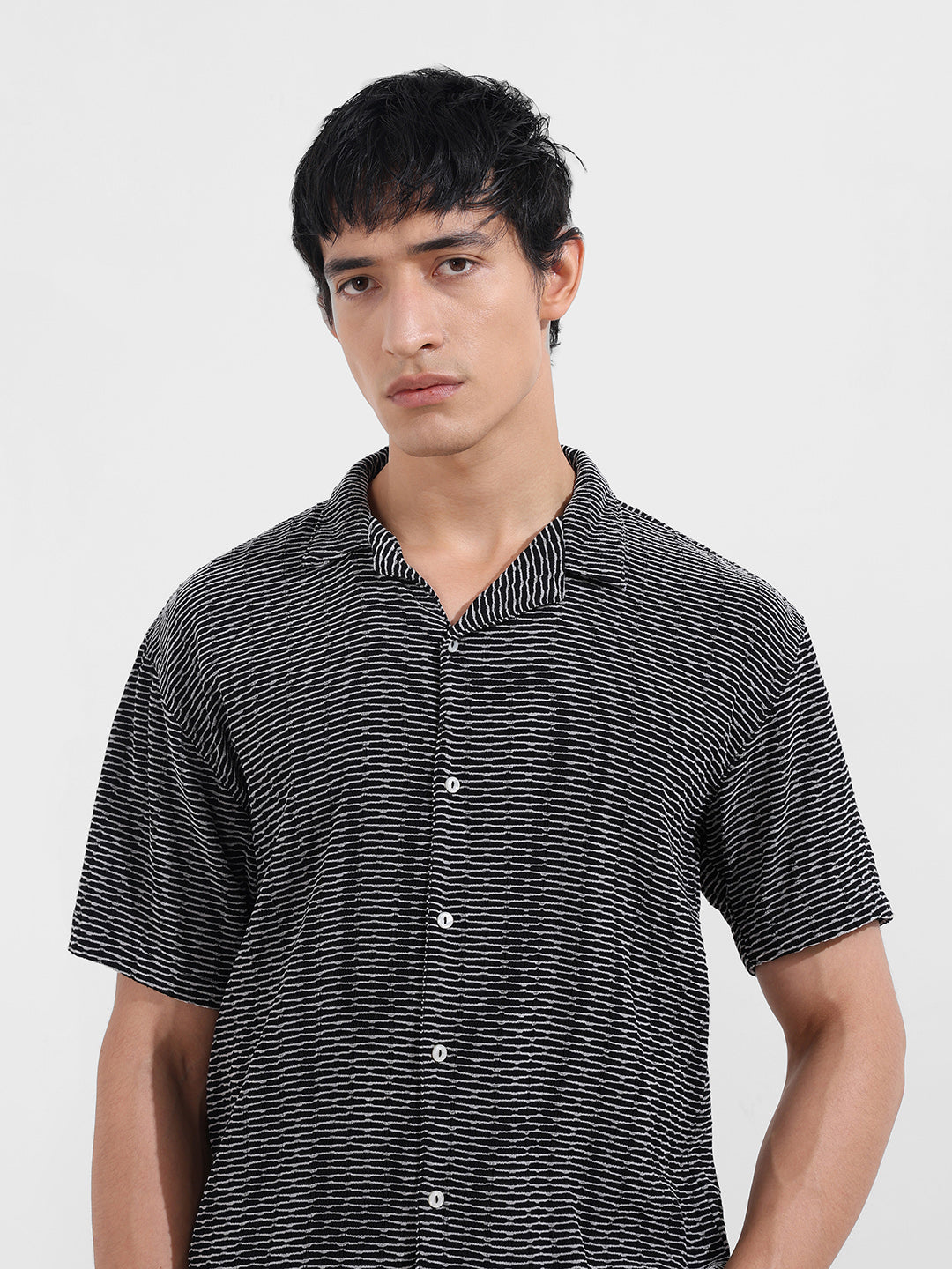 Men's Black Relaxed Fit Resort Wear Textured Shirt