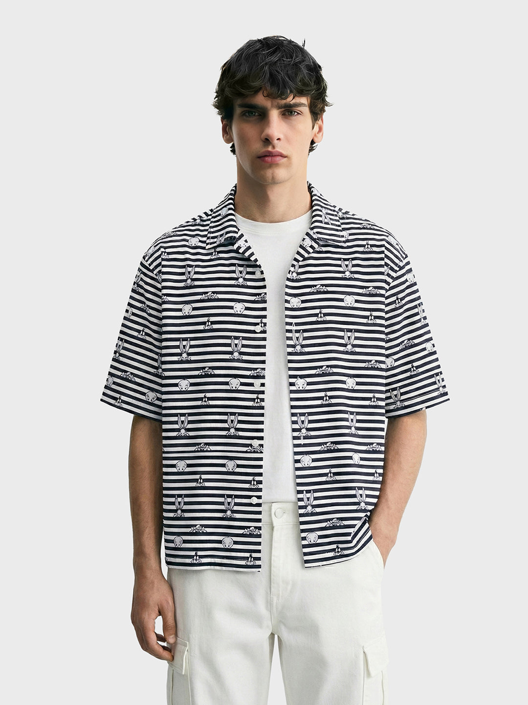 Men's Black Boxy Fit  Loony Tunes Character Shirt