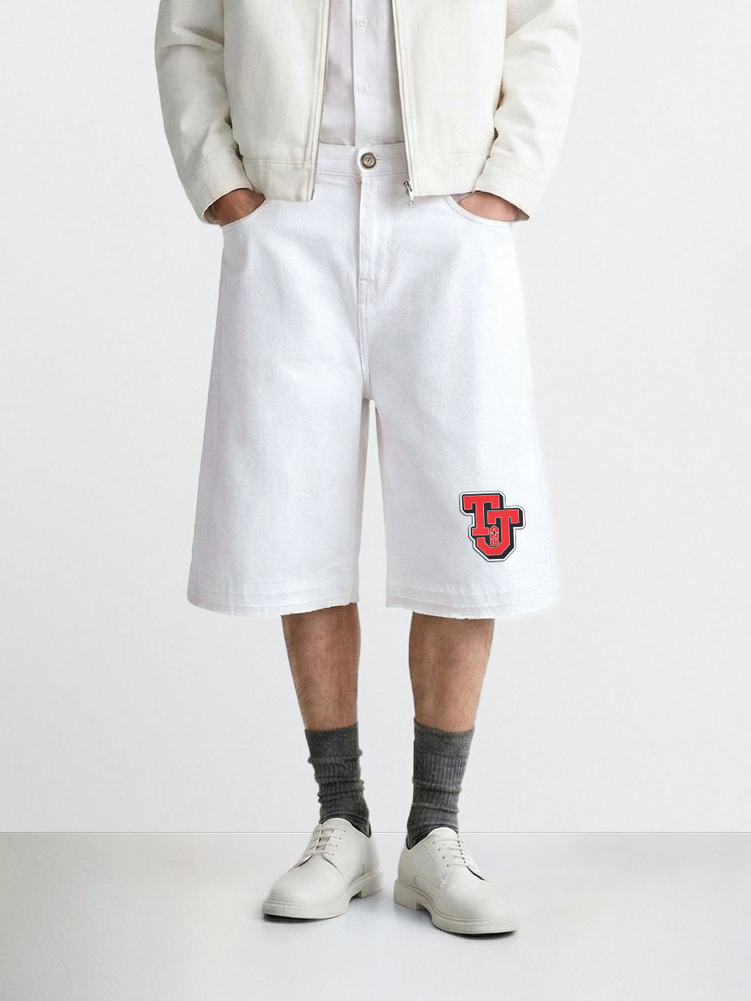 Men's White Regular Fit  Warner Bros Shorts