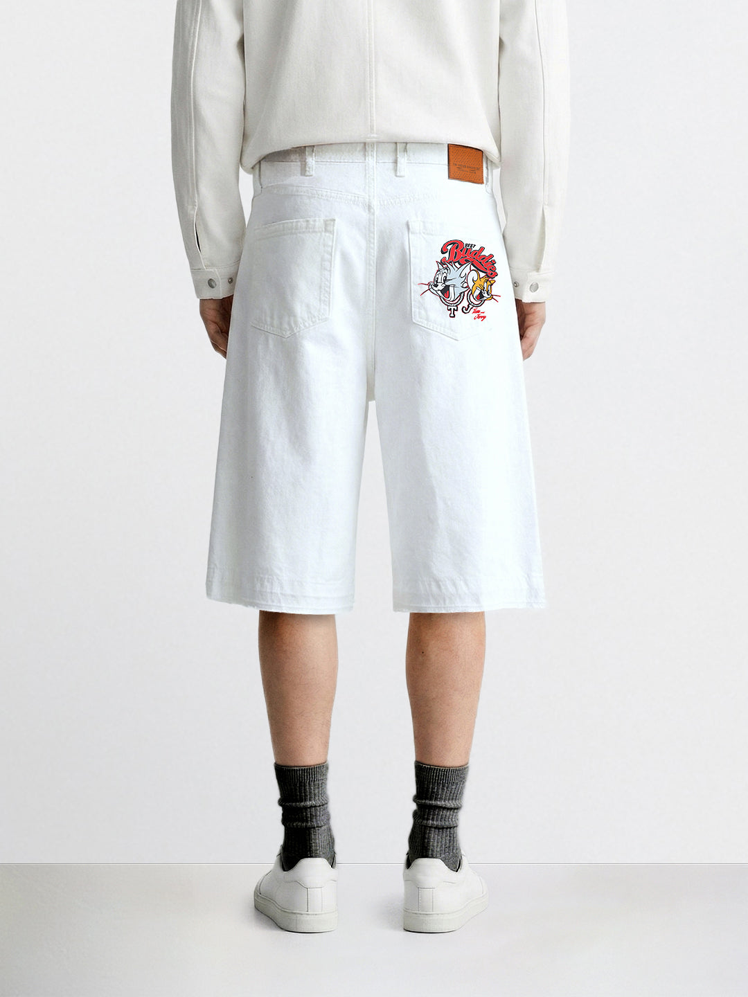 Men's White Regular Fit  Warner Bros Shorts