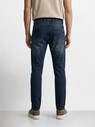 Men's Blue Carrot Fit Solid Casual Jeans