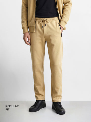 Men's Beige Regular Fit Solid Casual Joggers
