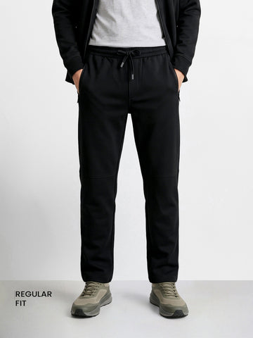 Men's Black Regular Fit Solid Casual Joggers