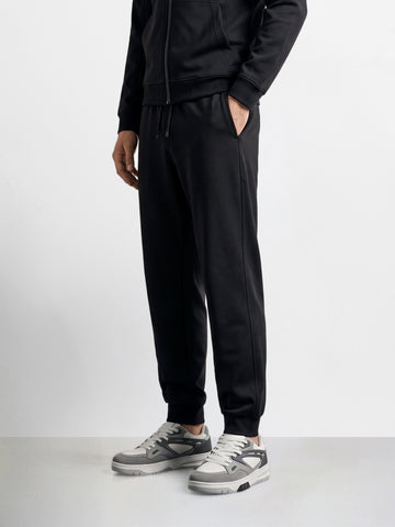 Men's Black Regular Fit Solid Casual Joggers