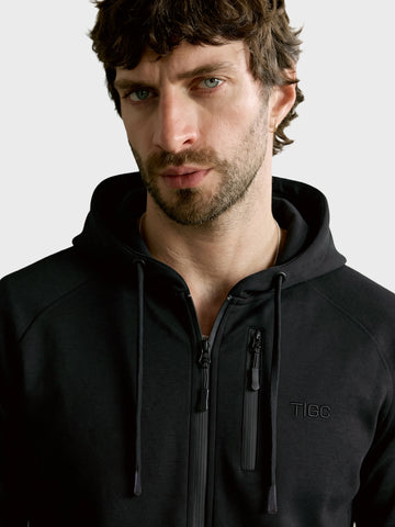 Men's Black Regular Fit Solid Casual Sweatshirt