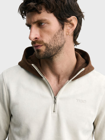 Men's Off White Regular Fit Solid Casual Sweatshirt