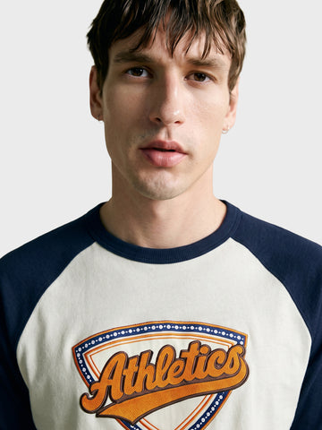Men's Off White Regular Fit Embroidered Casual Sweatshirt