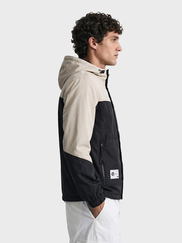 Men's Black Regular Fit Colourblocked Casual Jacket