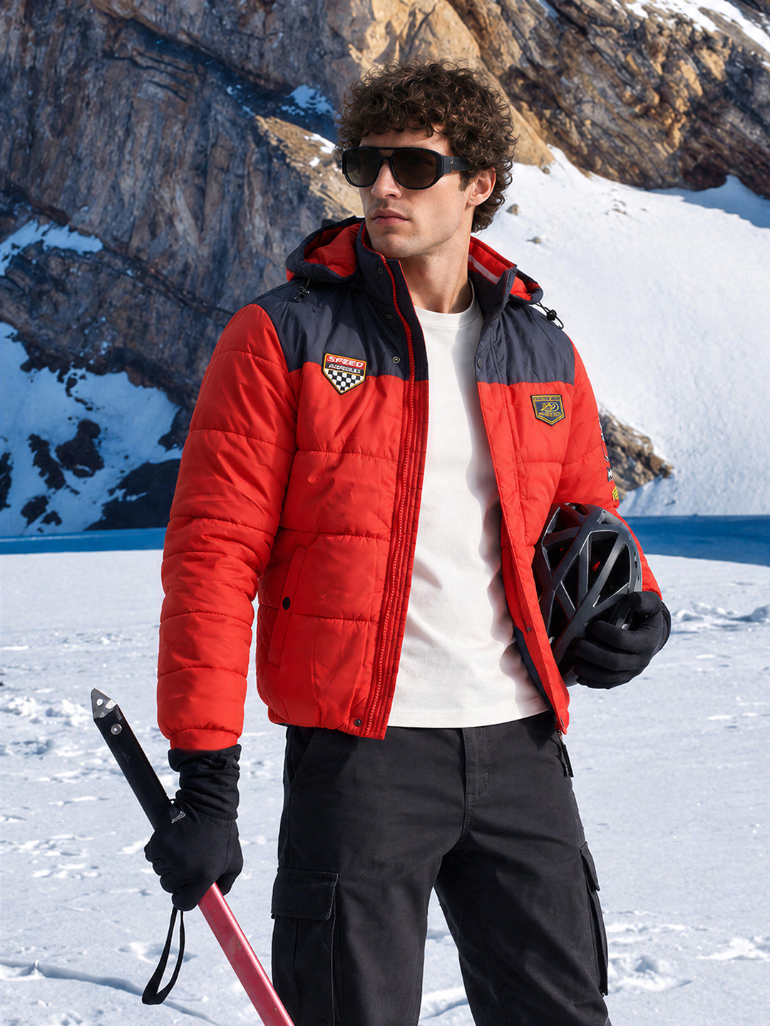 Men's Red Regular Fit Colourblocked Casual Puffer Jacket