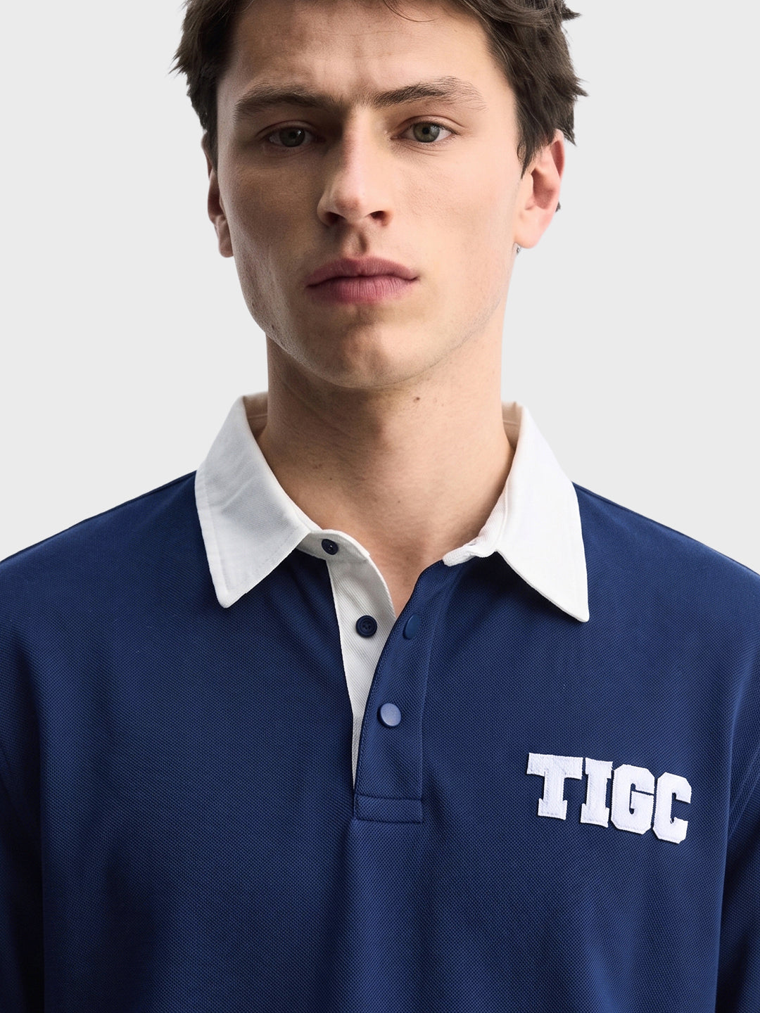 Men's Navy Blue Regular Fit Solid Casual Sweatshirt