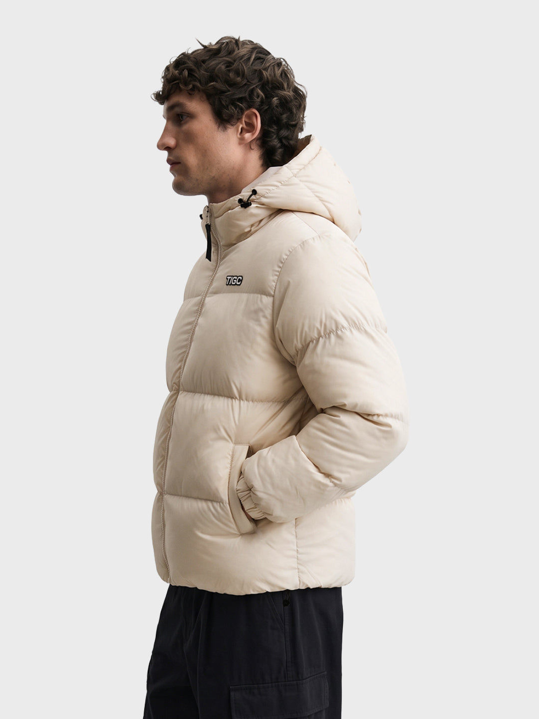 Men's Beige Regular Fit Solid Casual Puffer Jacket