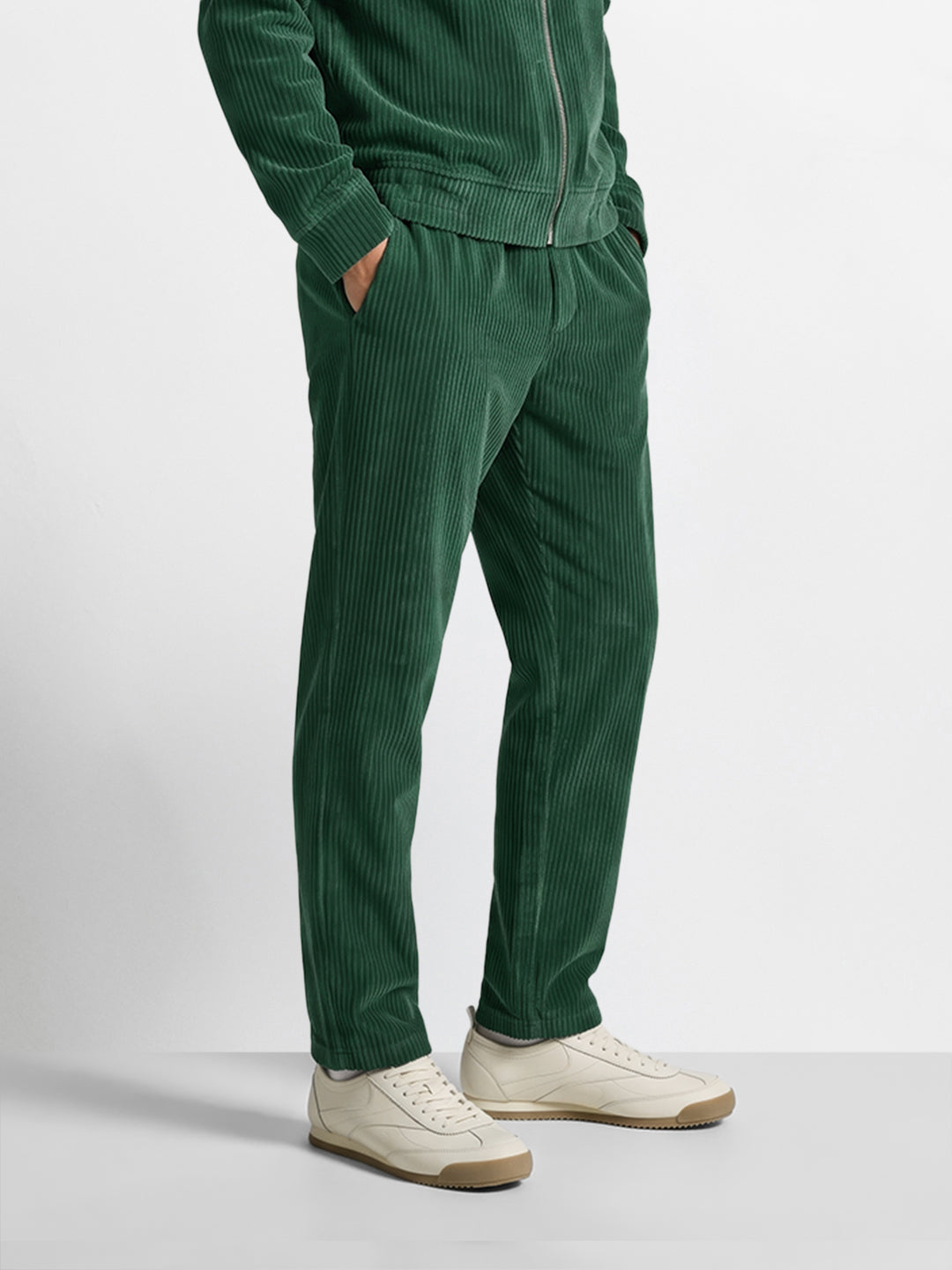 Men's Green Regular Fit Solid Casual Sweatpants