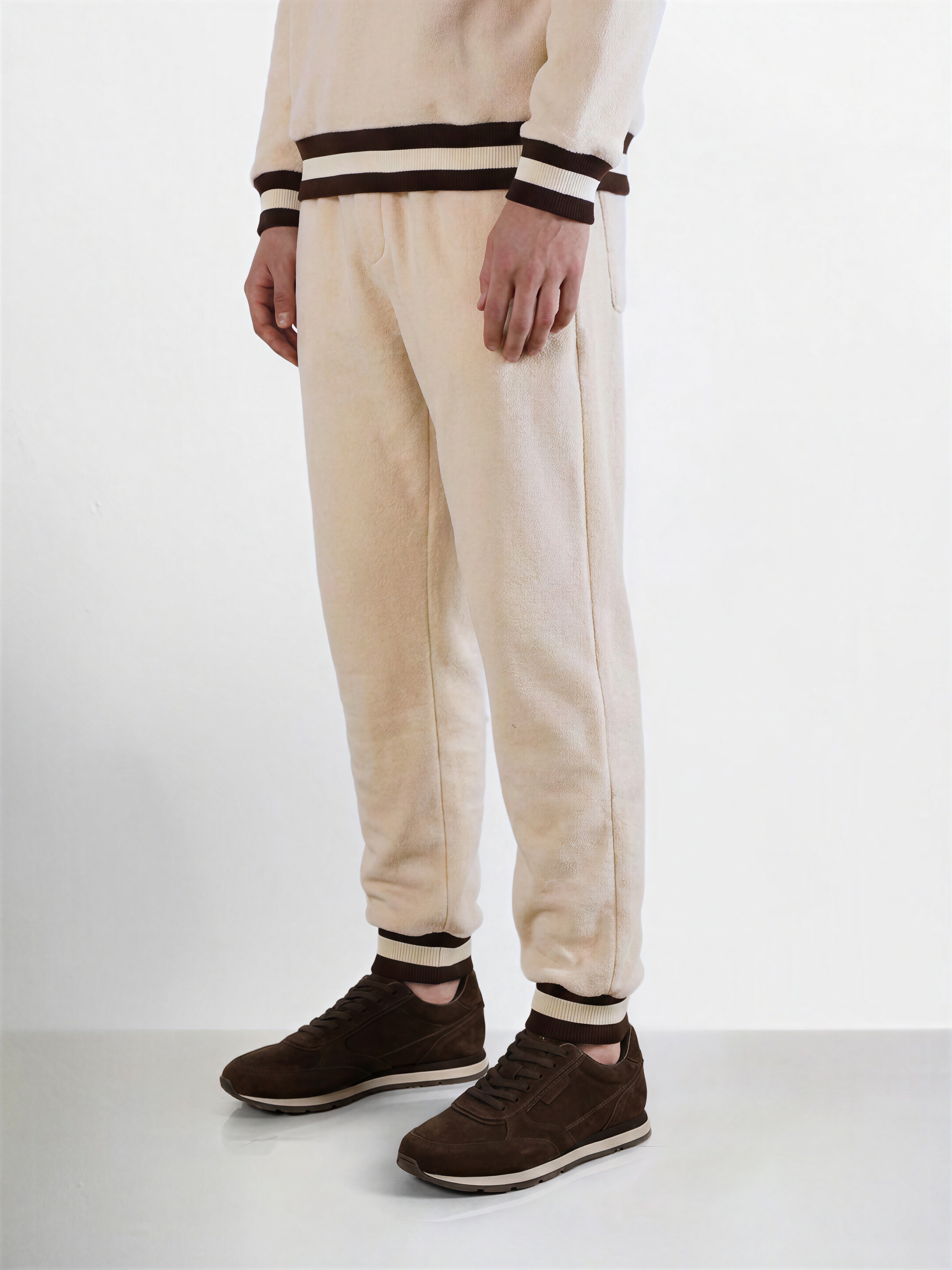 Men's Beige Regular Fit Solid Casual Sweatpants