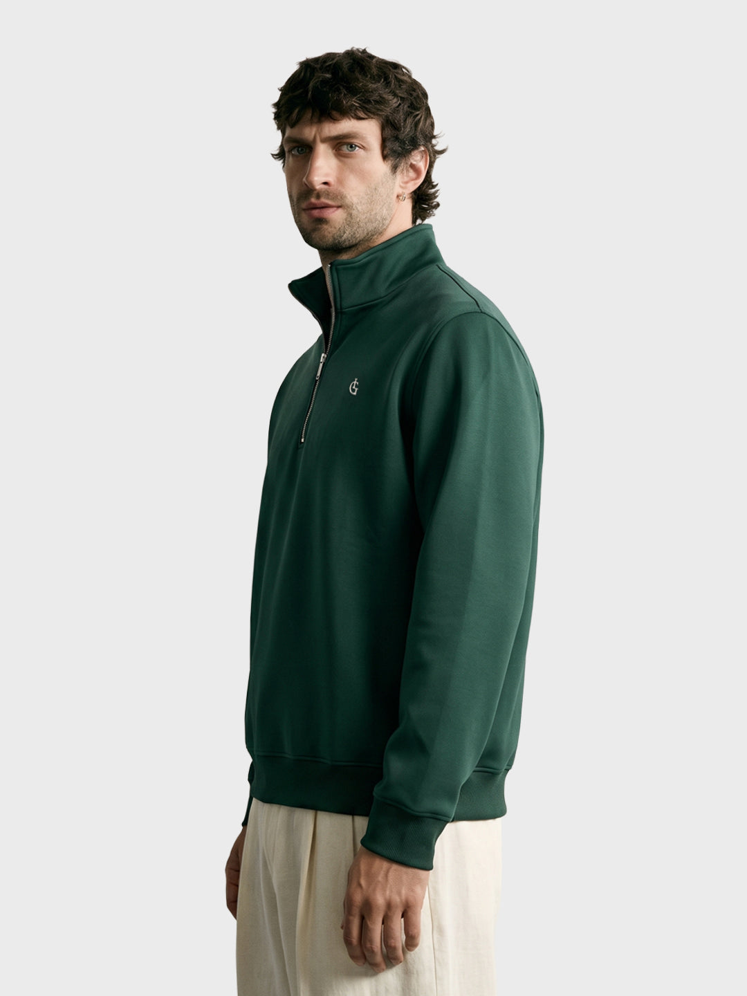 Men's Green Regular Fit Solid Casual Sweatshirt