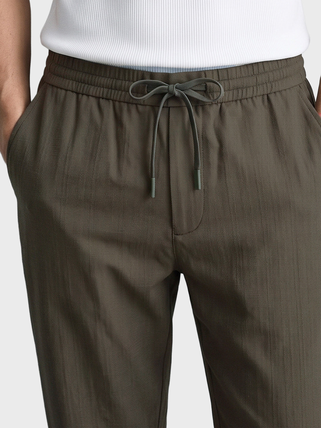 Men's Green Regular Fit Solid Resort Wear Jogger