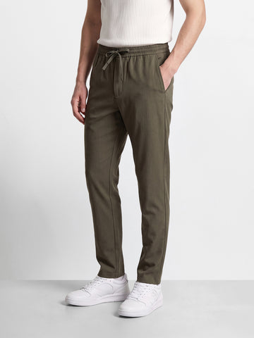 Men's Green Regular Fit Solid Resort Wear Jogger