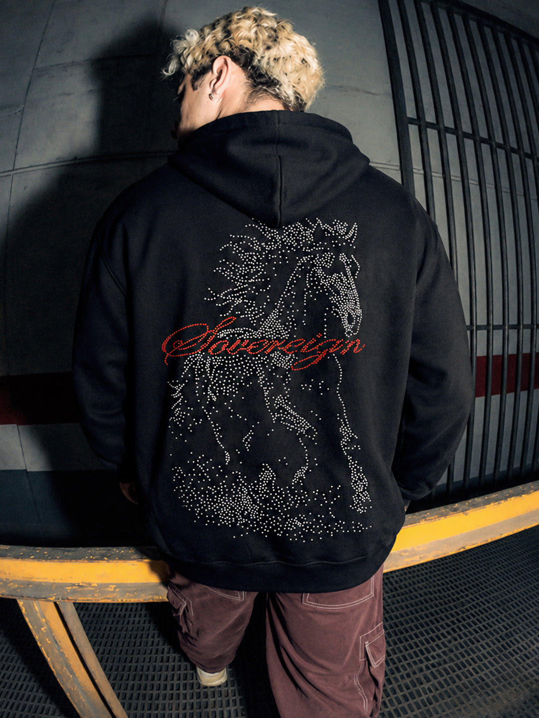 Men's Black Relaxed Fit Graphic Printed Street Wear Hooded Sweatshirt