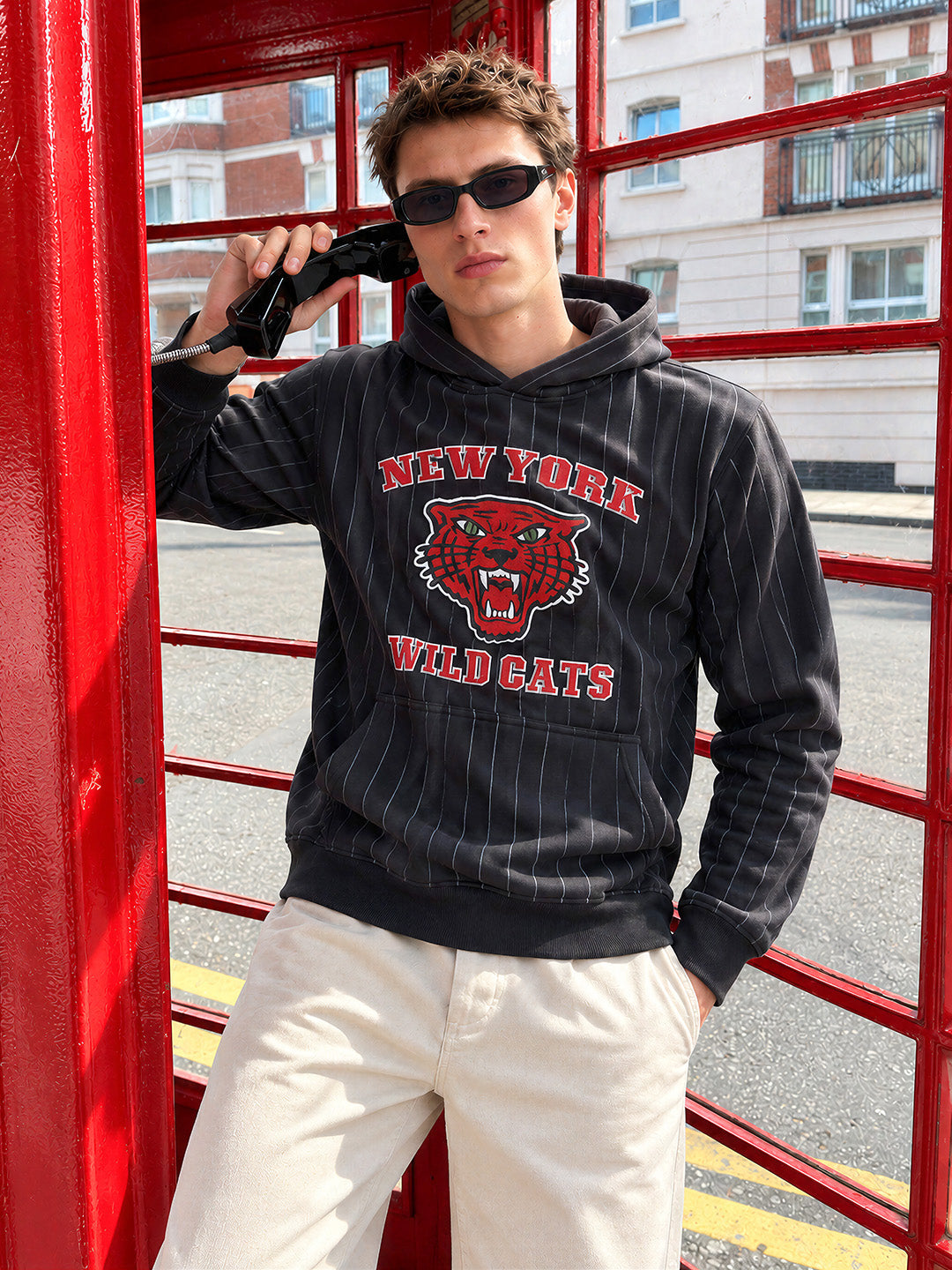 Men's Black Relaxed Fit Embroidered Casual Sweatshirt