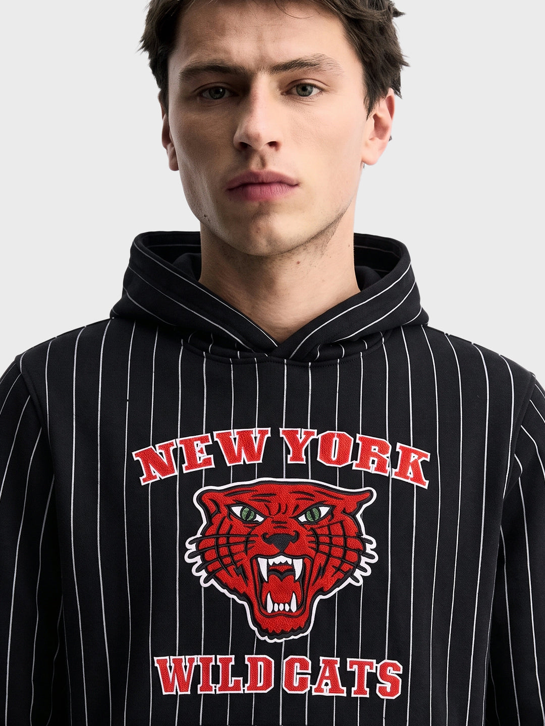 Men's Black Relaxed Fit Embroidered Casual Sweatshirt