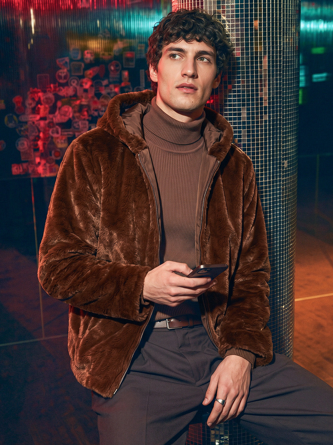 Men's Brown Regular Fit Solid Casual Jacket