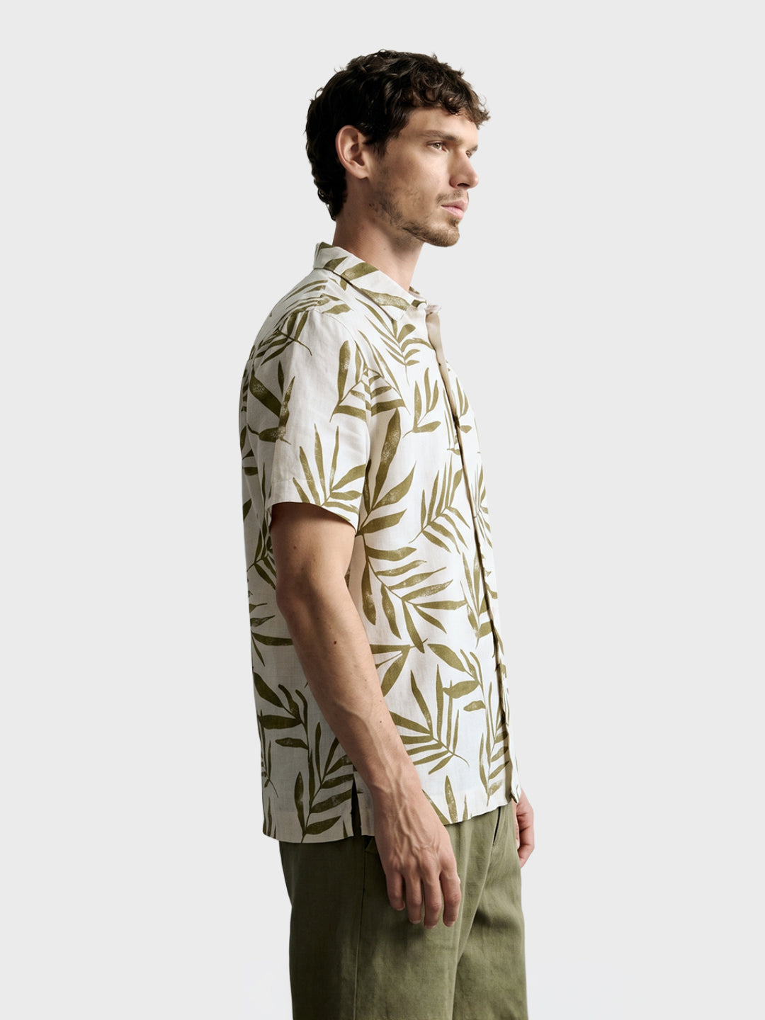 Men's Green Relaxed Fit Printed Casual Shirt