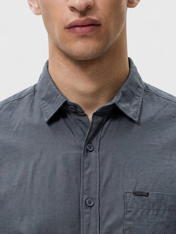 Men's Grey Slim Fit Solid Casual Shirt