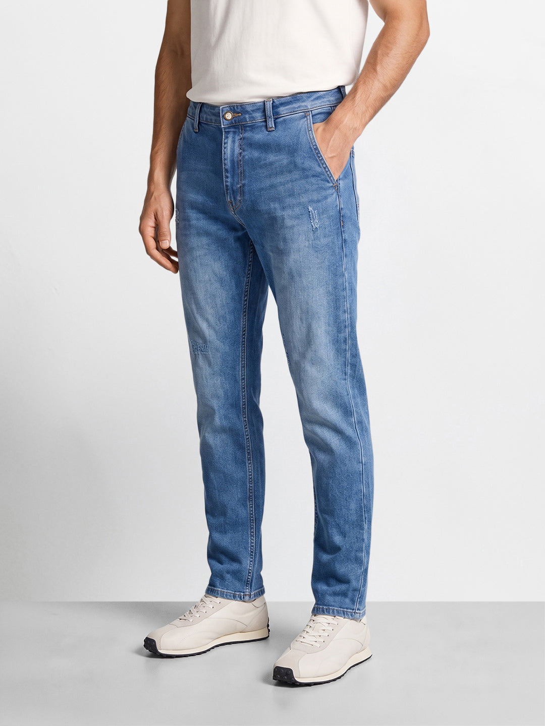 Men's Blue Slim Fit Solid Casual Jeans