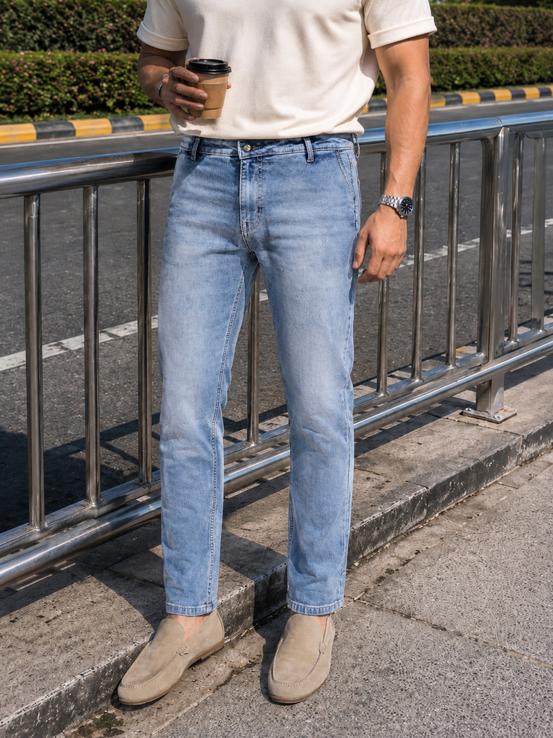 Men's Blue Slim Fit Solid Casual Jeans