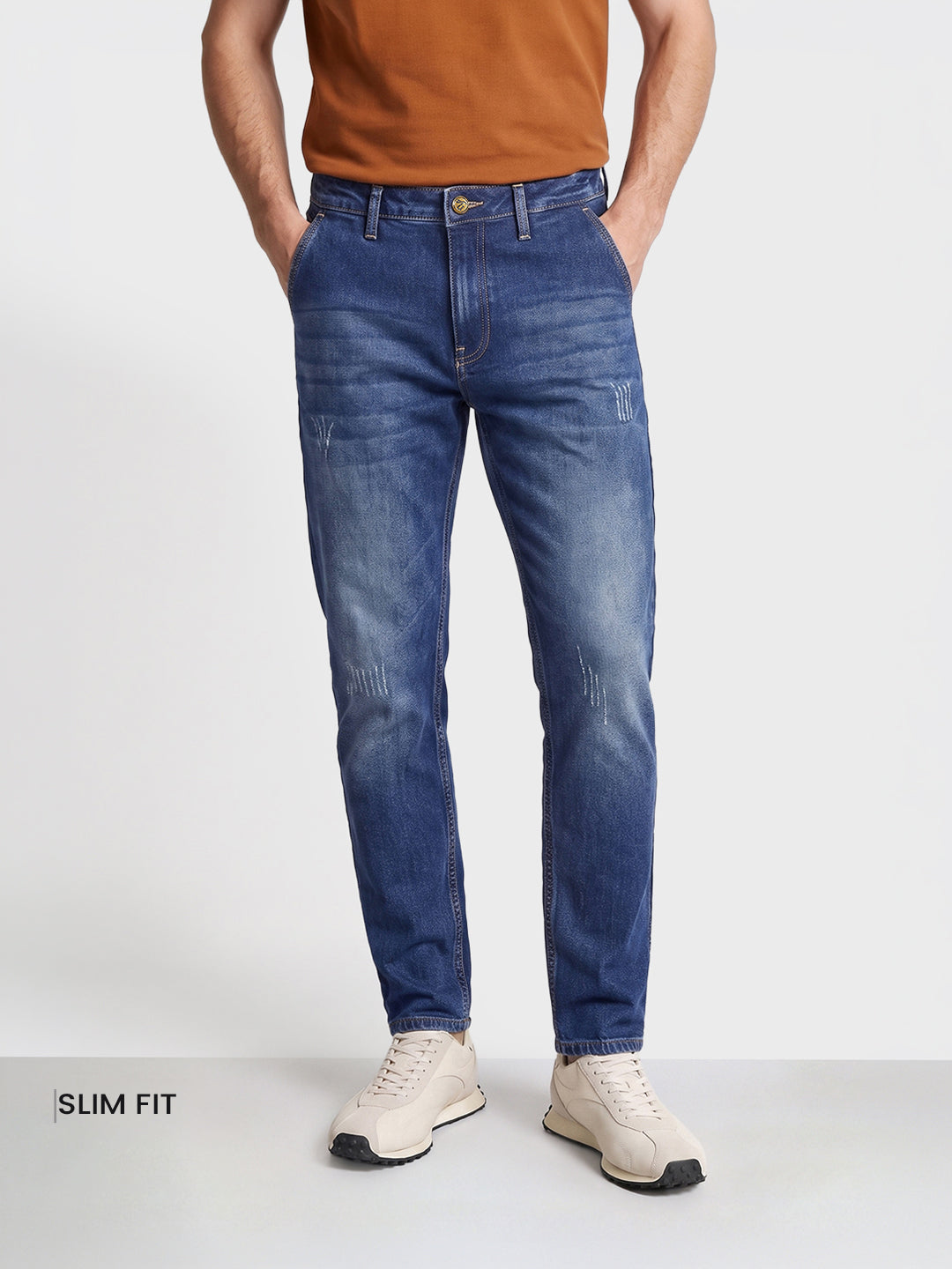 Men's Blue Carrot Fit Solid Casual Jeans